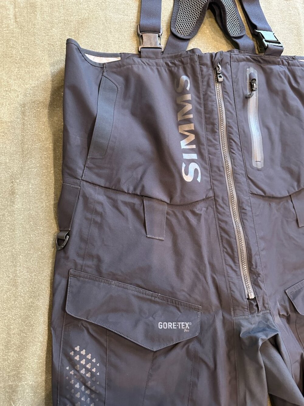 Simms ProDry Bibs (Gore-Tex Pro Shell) - Picture 2 of 16